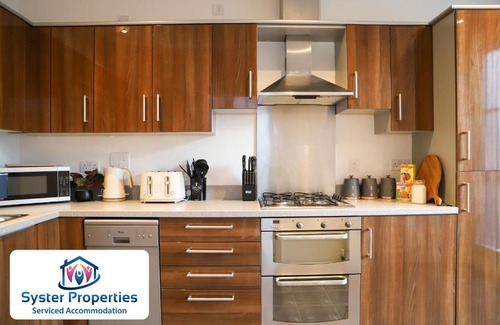 Welford Casa | Syster Properties Modern Leicester Stay with Free Parking LE2 Area