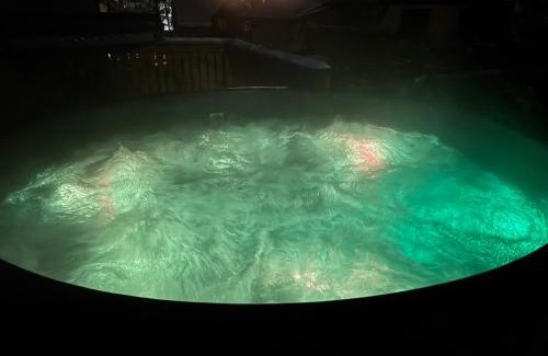 Karpacz Chalet De Esquí | Szafranowe Wzgórze II-Dom z parkingiem, Sauna, zew Jacuzzi