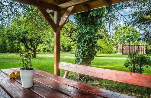 Szarvas Casa | Szalmaszál Vendégház