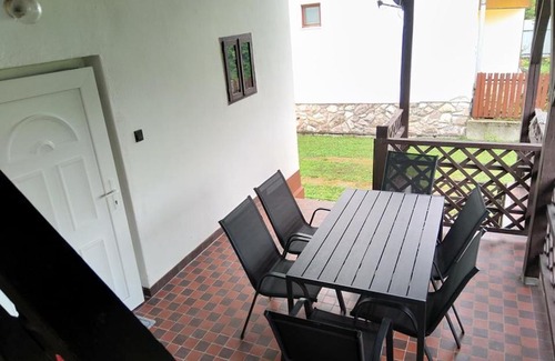 Zsorifurdo Apartamento | Szegfű Vendégház