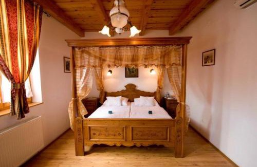 Berkenye Cama Y Desayuno | Szent Anna Étterem és Panzió