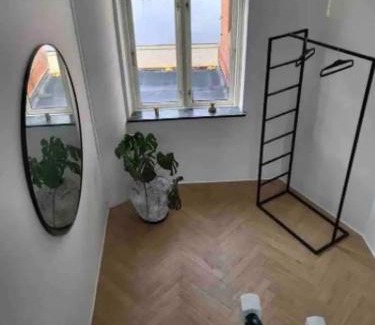 Tonder Apartamento | Tønders bedste udsigt et værelse stue spisestue køkken badeværelse