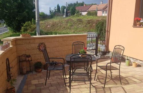Mala Stahle Apartamento | Tři okna do hor-Celý byt k pronájmu