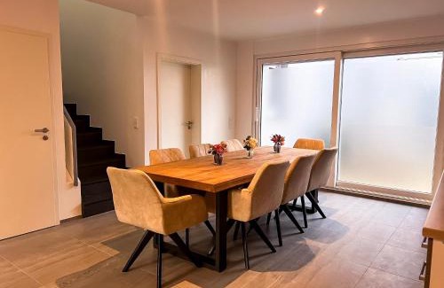 Juechen Casa | T&K Apartments - Jüchen - Komfortables 4 Zimmer Haus