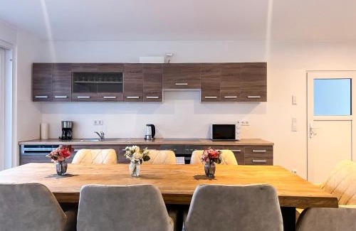 Juechen Casa | T&K Apartments - Jüchen - Komfortables 4 Zimmer Haus
