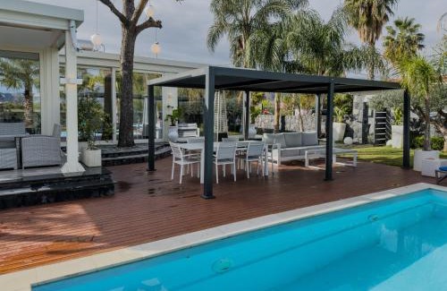 Calatabiano Villa | T Villa
