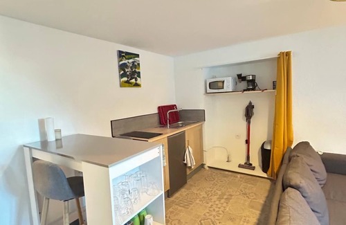 Gueret Apartamento | T1 à Louer Centre Ville de Guéret Pouvant Accueillir 4 Personnes