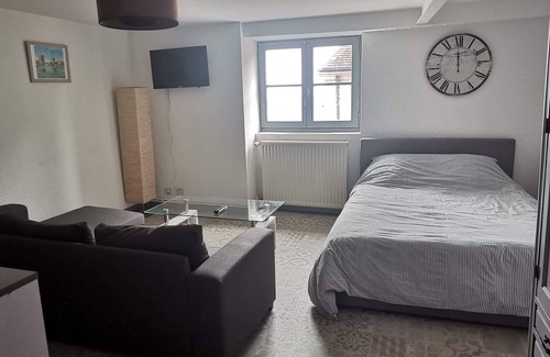 Gueret Apartamento | T1 à Louer Centre Ville de Guéret Pouvant Accueillir 4 Personnes