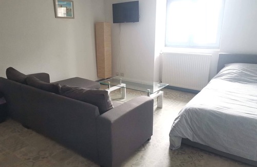 Gueret Apartamento | T1 à Louer Centre Ville de Guéret Pouvant Accueillir 4 Personnes