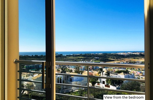 Albufeira Apartamento | Apartamento T1 +1, reformado, hermosa vista al mar y al puerto, wifi y a / c