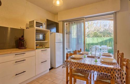 Barbotan-les-Thermes Apartamento | T1 bis avec jardin privatif et WiFi, à Barbotan - FR-1-841-64