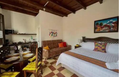 Antigua Guatemala Apartamento | T1-House 14 guests 3 blocks from Central Park