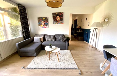 Vernay Apartamento | T2 50m² with parking and balcony, green and quiet location