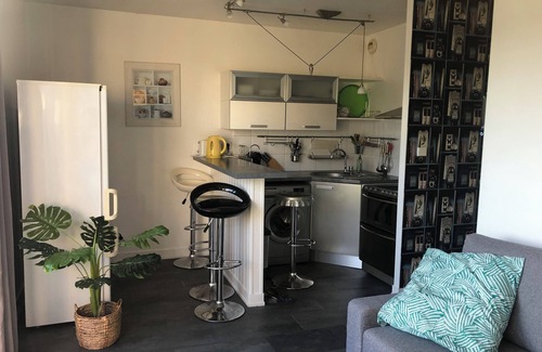La Rochelle Apartamento | Apartamento T2 con vistas a la piscina.