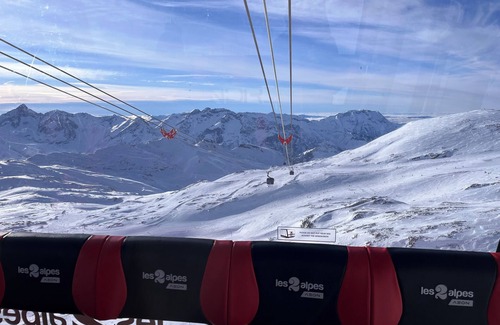 Les Deux Alpes Apartamento | T2 apartment + ski-in/ski-out mountain corner with parking at Les 2 Alpes.