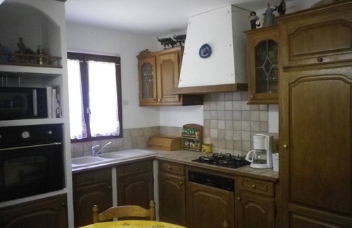 Aurons Apartamento | Apartamento T2 + piscina en Aurons-7 km Salon de Provence y 25 km Aix en Provence