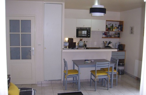 Le Rosais-La Flourie Apartamento | T2 apartment, terrace and garden near Rosais beach and La Briantais park.