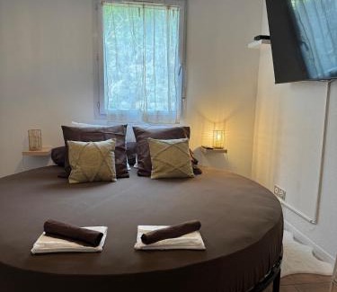 Tournefeuille Apartamento | T2, Balneo, sauna, lit rond, jeux arcades, parking