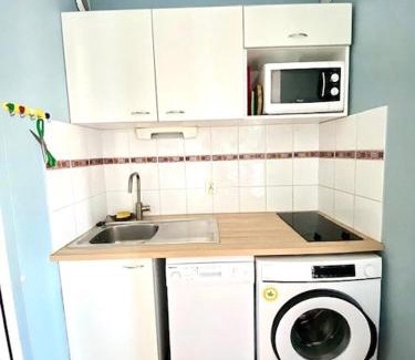 Saintes-Maries-de-la-Mer Apartamento | T2 cabine avec piscine collective, parking, climatisation, pour 4 personnes