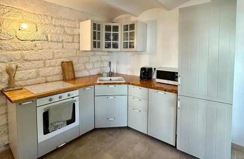 Lemasson Casa | T2 Centre-Ville, Jardin, Tram, Netflix, Wi-Fi
