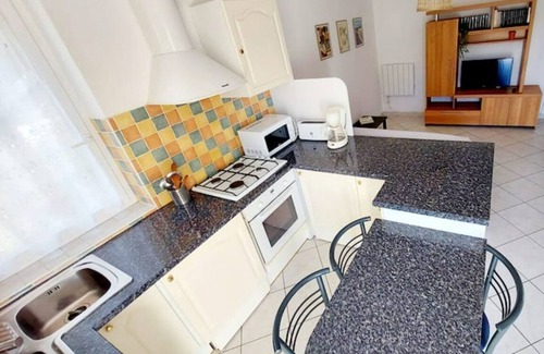 Greoux-les-Bains Apartamento | T2 Climatisé-plain Pied, Terrasse & Parking Privé