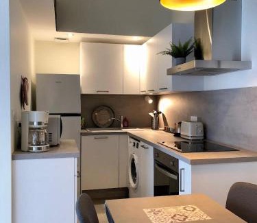 Saint-Priest Apartamento | T2 en duplex & terrasse