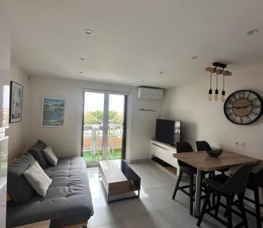 Giens Apartamento | T2 Hyeres La Bergerie vue mer 50 M de la plage