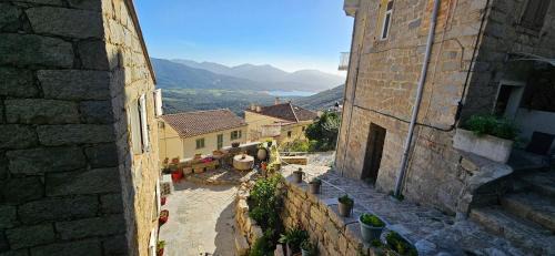 Olmeto Apartamento | T2 typique au cœur du village et vue sur le Golfe