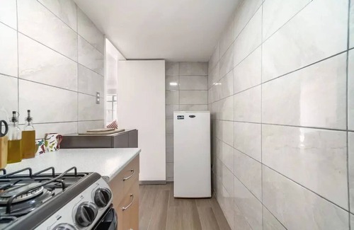 Roma Norte Apartamento | T201 - 1BDR / 1BTH - Una Habitación Piso, Capacidad 2