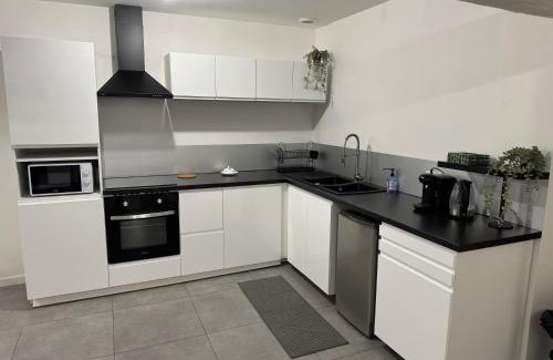 La Verpilliere Apartamento | T3 10 min de aeroport St exupery plein centre ville