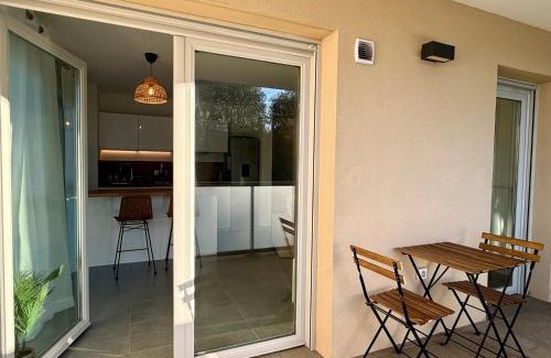 Villefranche-sur-Saone Apartamento | T3 avec balcon et parking privé