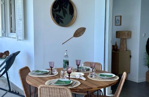 Pointe du Bout Apartamento | T3 entièrement rénové, bord de mer, Anse Mitan