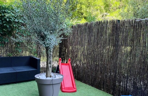 Sormiou Apartamento | T3 in a green setting with terrace & garden, near Calanques beaches