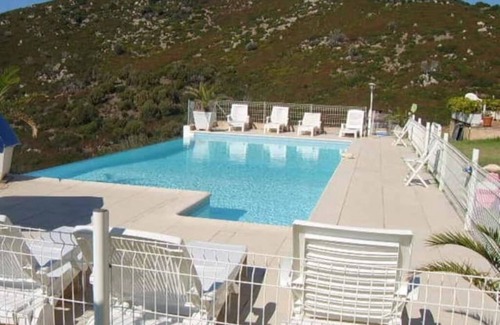 Appietto Casa | T3 N°2 GOLFE DE LAVA BORD DE MER AVEC PISCINE