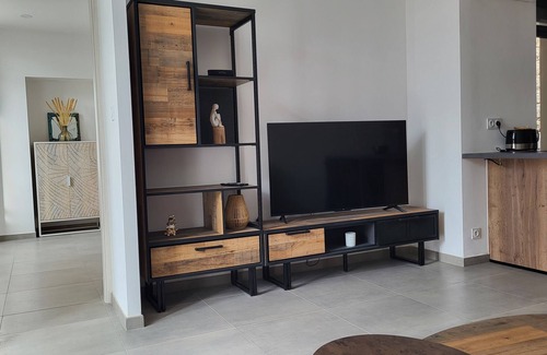 Propriano Apartamento | T3 Propriano Avec Ascenseur, Proche Toutes Commodités, Plage Accessible à Pieds
