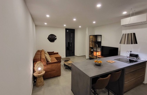 Propriano Apartamento | T3 Propriano Avec Ascenseur, Proche Toutes Commodités, Plage Accessible à Pieds