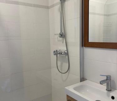 Courtoisville-Sillon-Moka Apartamento | T3 St Malo- plage La Hoguette avec Jardin