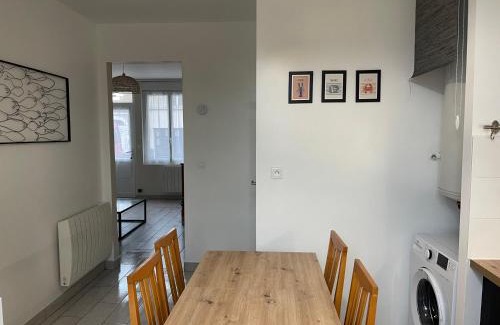 Courtoisville-Sillon-Moka Apartamento | T3 St Malo- plage La Hoguette avec Jardin
