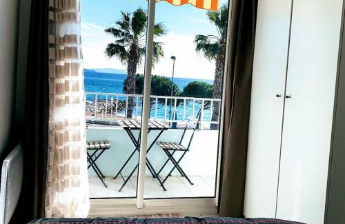 La Ciotat Apartamento | T3 sur la plage vue féerique mer,wifi, parking inclus , clim