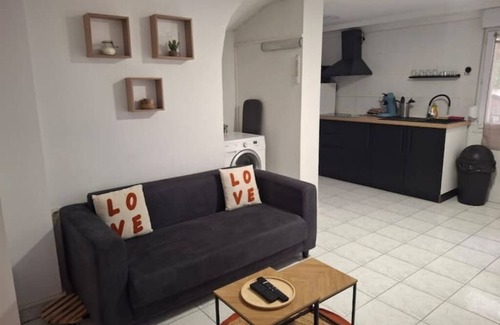 Ancely Apartamento | T3 Villa ROMAN-Clim- wifi-Tram-Parking-Terrace