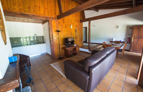 Terras de Bouro Otro | T3 Vista com Jaccuzzi no Exterior