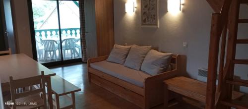 Arreau Apartamento | T4 DUPLEX SPACIEUX -7 PERSONNES- PISCINE à ARREAU