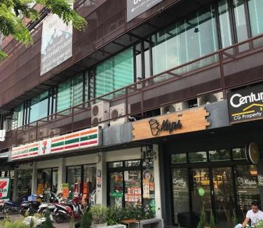 Khlong San Apartamento | T5 2 Bedrooms/6guests/full kitchen/1 min to BTS