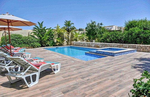 Ghajnsielem Villa | Ta Benna - Cinco Habitaciones Villa, Capacidad 10