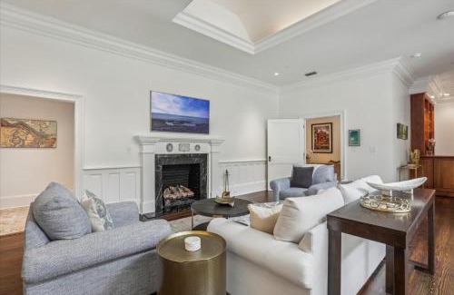 Historic District - North Casa | TA Bryson Hous e