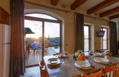 Xaghra Villa | Ta Cikka disfruta de increíbles vistas al campo