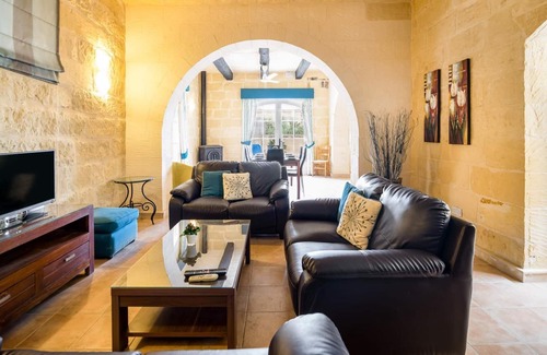 Victoria Casa | Ta Girardu - Victoria Holiday Home