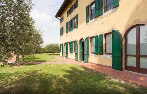 San Benedetto di Lugana Villa | TABACHERA x10 Cascina with Private Pool Sirmione GARDA LAKE