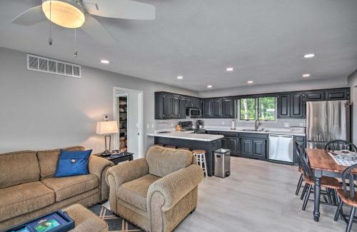 Emerald Beach Casa | Table Rock Lake Hideaway with Deck Bring Your Boat!