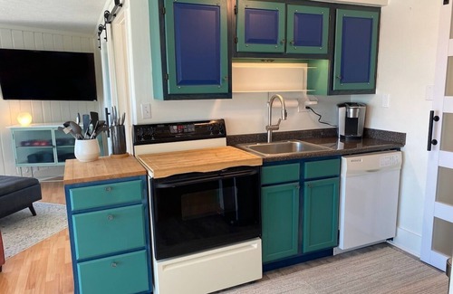 Eureka Springs Casa | Table Rock Lakeview Home Retreat: Stunning Sunsets, Close to Eureka Springs